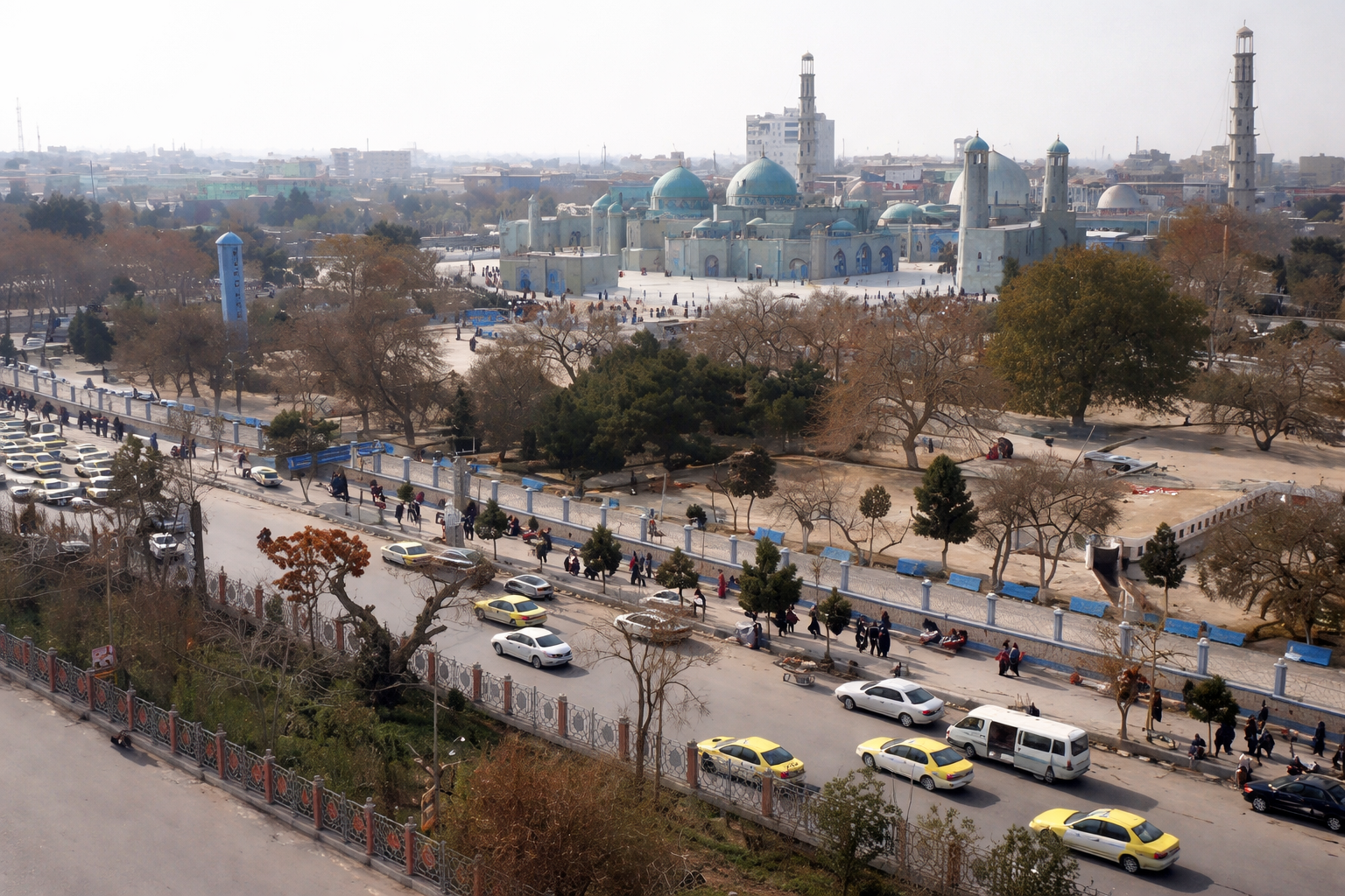 گزارش‌ها از «حمله هوایی» در نزدیکی یک مرکز نظامی طالبان در بلخ