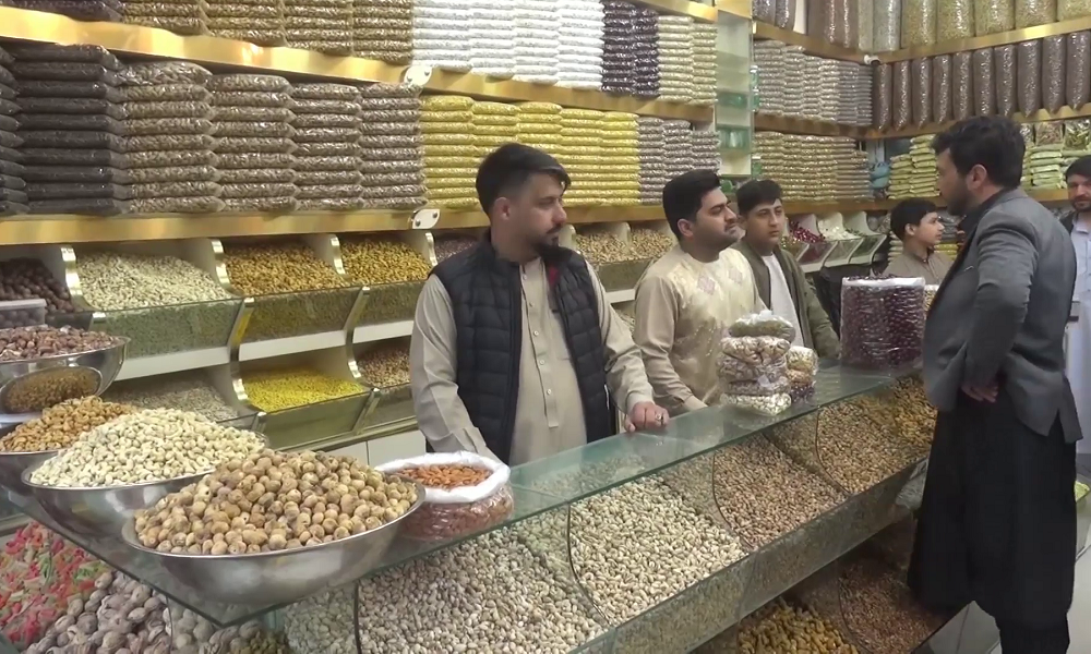 طالبان پنج‌شنبه را عید فطر اعلام کردند