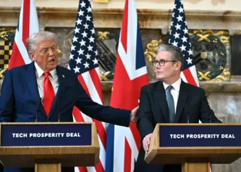 ترامپ از متحدان اروپایی خواست برای بازگشایی تنگه هرمز وارد عمل شوند