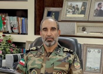 تهدید فرمانده ارتش ایران: نیروهای امریکا را نابود می‌کنیم