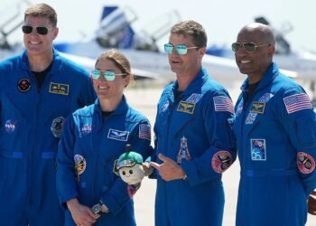 آرتمیس ۲ به قلمرو جاذبه ماه رسید