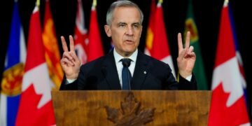 نخست‌وزیر کانادا: دوران وابستگی نظامی به آمریکا پایان یافت؛تأکید بر تقویت صنعت داخلی