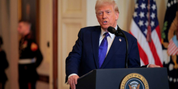 ترامپ: بدون توافق با ایران تا چهارشنبه، آتش‌بس تمدید نمی‌شود