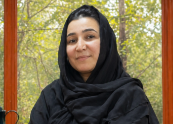 بنیان‌گذار دانشگاه ادراک در مسیر محکمه کشته شد؛ ابهام در پرونده مالی بدریه جلالی