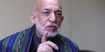 حامد کرزی: پاکستان برای تحمیل خط دیورند فشار وارد می‌کند