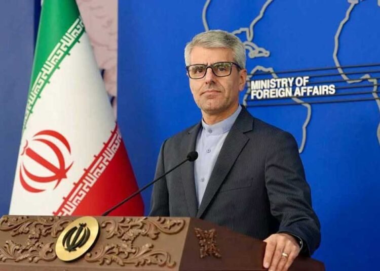 بقایی: اولویت ایران خاتمه جنگ و امنیت هرمز است