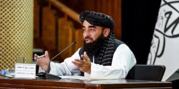 ذبیح‌الله مجاهد از پاکستان خواست در طرح اتهامات محتاط باشد