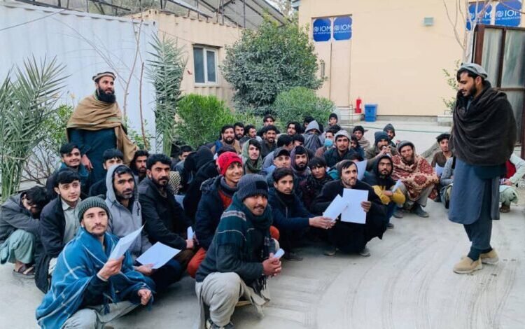 بازگشت نزدیک به ۶۰۰ زندانی افغان از پاکستان به کشور