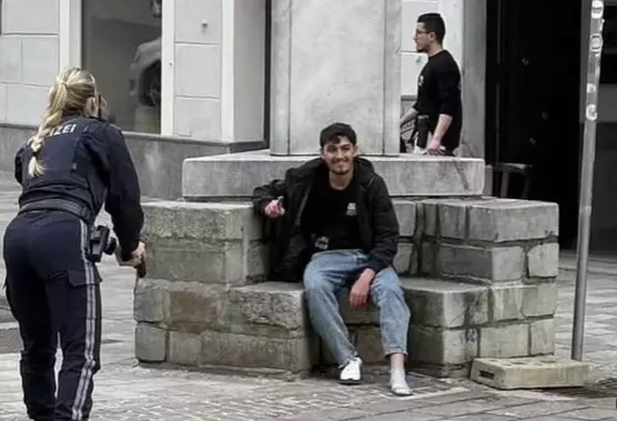 مهاجم سوری حمله ویلاخ به جرم قتل و تروریسم حبس ابد گرفت