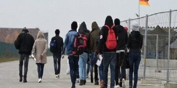 رسانههای آلمانی: تنها ۲۲۰ افغان داوطلبانه به افغانستان بازگشتهاند