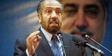 فضل‌احمد معنوی: طالبان باید پاسخگوی ویرانی افغانستان باشند، نه مدعی عفو