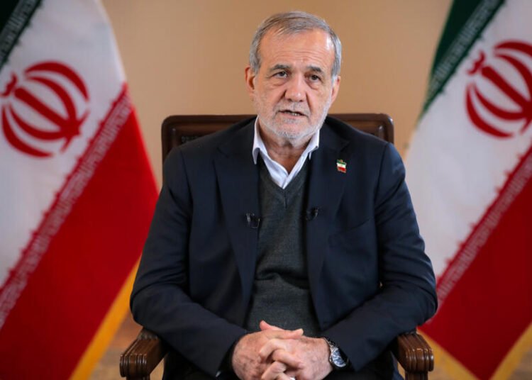 ایران اینترنشنال: پزشکیان خواستار کناره‌گیری از ریاست‌جمهوری شده است