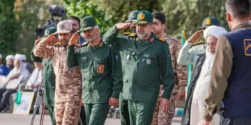 پس از حمله آمریکا به قشم و سیریک؛ ایران از شلیک موشک خبر داد، کویت و سنتکام رهگیری را تأیید کردند