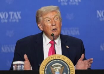 ترامپ: توافق با ایران نهایی شد؛ دستور رفع محدودیتهای دریایی صادر شد