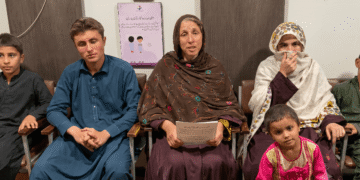 نجات زن فرانسوی و پنج فرزندش پس از سال‌ها حبس در خانه‌ای در پاکستان
