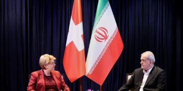 برن از برگزاری نشست مقدماتی ایران و آمریکا با حضور میانجیگران خبر داد