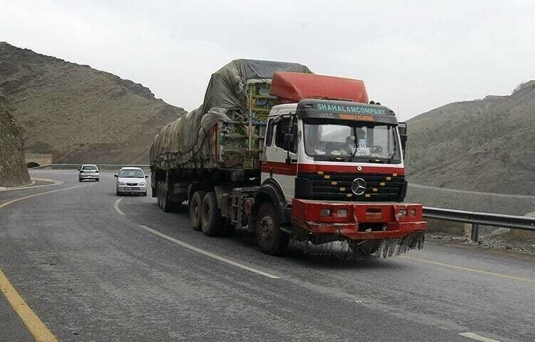 اتاق مشترک تجارت: توقف ترانزیت افغانستان و پاکستان ۹۸۱ میلیون دالر به تاجران پاکستانی خسارت وارد کرده است