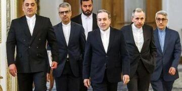 هیات مذاکرهکننده جمهوری اسلامی برای گفتوگو درباره اجرای تفاهمنامه عازم سوئیس شد