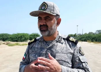 فرمانده نیروی دریایی ارتش ایران: دشمن خود را برای رویارویی با «رزمندگان خونخواه» آماده کند