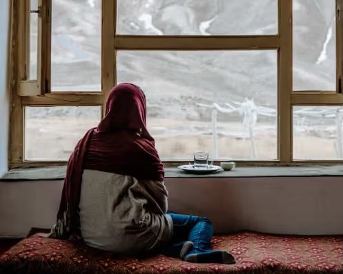 همسر یک نظامی پیشین از دادگاه کیفری بینالمللی خواست حکم بازداشت هبتالله را اجرا کند