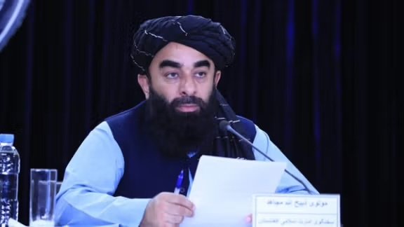 ذبیحالله مجاهد: افغانستان اجازه فعالیت به گروههای خارجی را نمیدهد