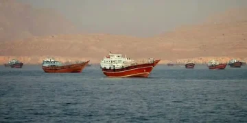 داده‌های کشتیرانی از کاهش شدید تردد شناورها در تنگه هرمز هم‌زمان با تشدید تنش‌ها خبر می‌دهد