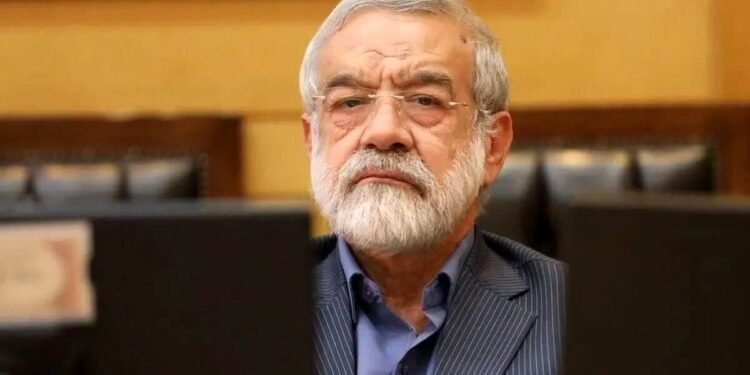 عضو کمیسیون امور داخلی مجلس ایران ادعای توافق درباره تنگه هرمز را رد کرد