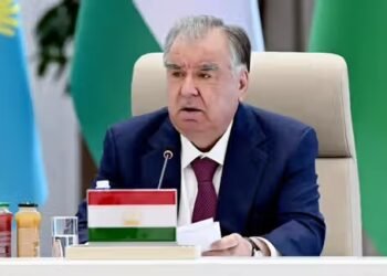 امامعلی رحمان ساخت پالایشگاههای بزرگ نفت را به کشورهای آسیای میانه پیشنهاد کرد