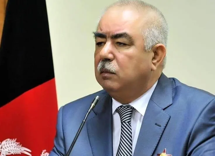 دوستم خواستار توقف برخورد طالبان با حوزه خاتم‌النبیین شد